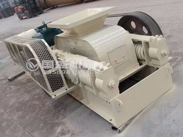 對輥破碎機運行現(xiàn)場 對輥破碎機運行現(xiàn)場