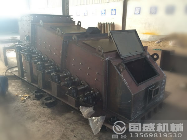 多級聯(lián)動(dòng)泥石分離機(jī) 多級聯(lián)動(dòng)泥石分離機(jī)